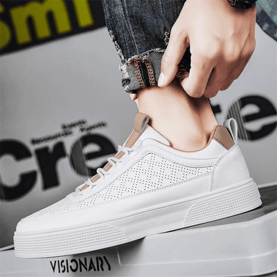 Baskets blanches minimalistes, sneakers homme tendance, chaussures pour homme avec semelle orthopédique et design moderne en soldes