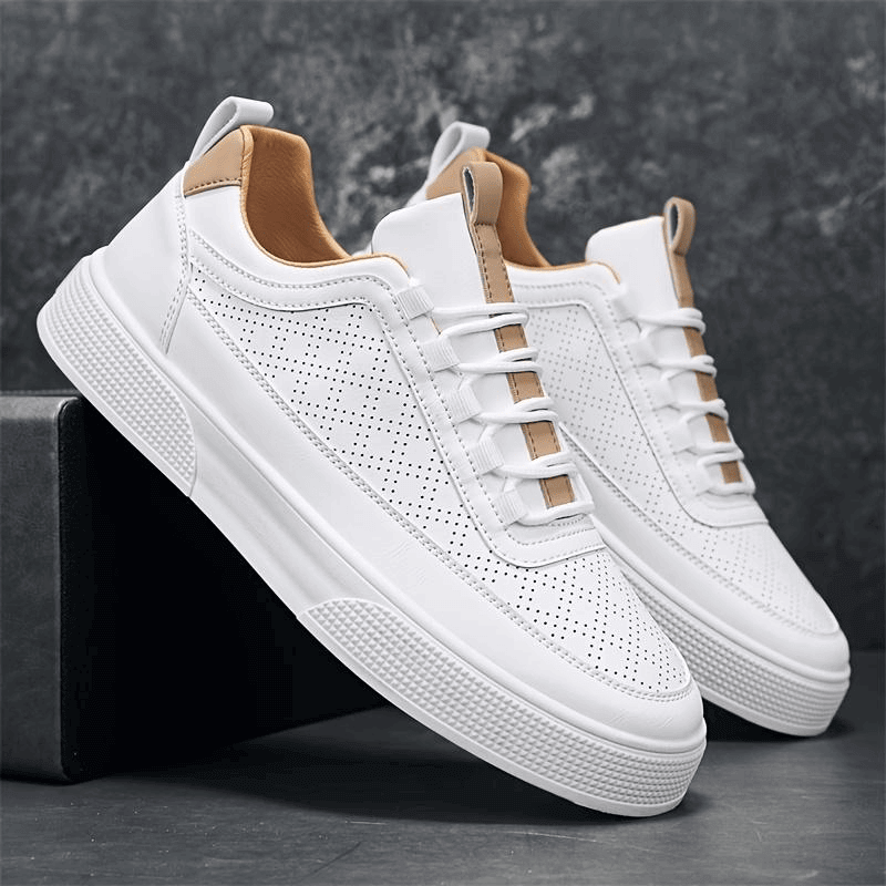 Sneakers homme et baskets blanches en soldes, chaussures pour homme au design tendance avec semelle respirante et amorti parfait