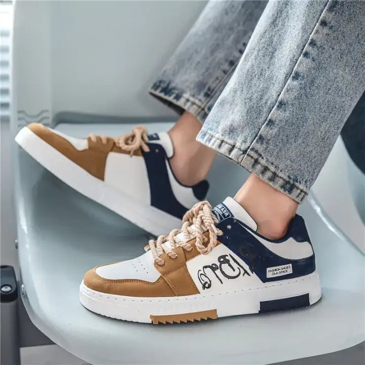 Sneakers mode en cuir souple et daim, baskets homme et femme avec semelle amortissante et intérieur respirant. Ces chaussures pour homme et chaussures pour femme sont idéales pour un style tendance et sont disponibles en boutique chaussure avec des offres spéciales en soldes.