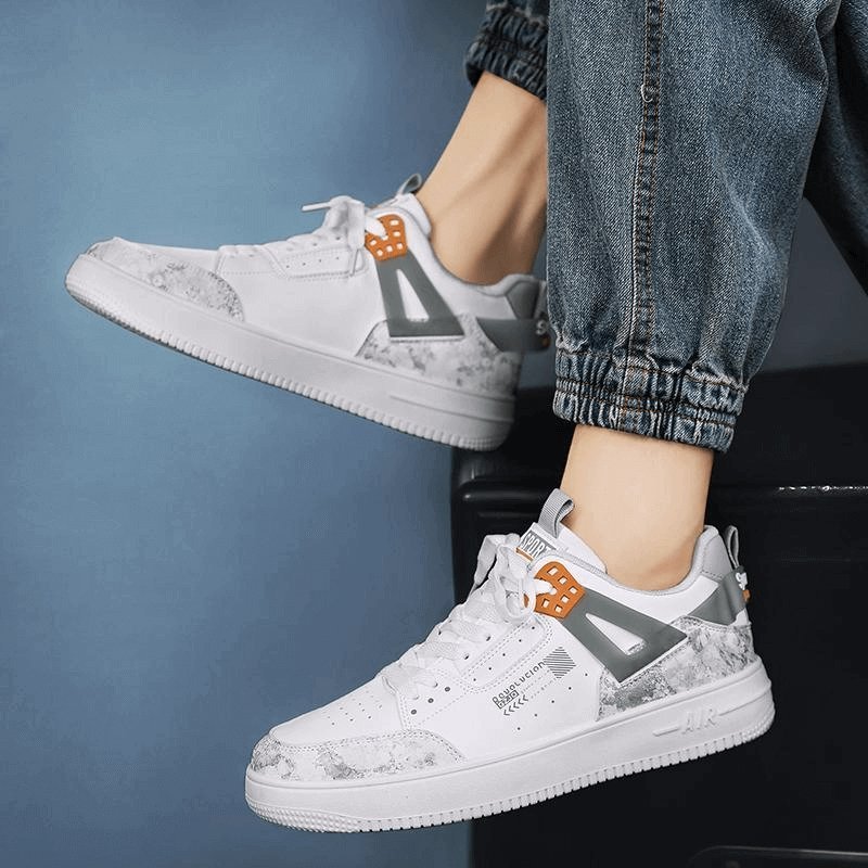 Sneakers streetwear, baskets homme, chaussures de sport en soldes avec semelle orthopédique, parfaites pour un style tendance et urbain.